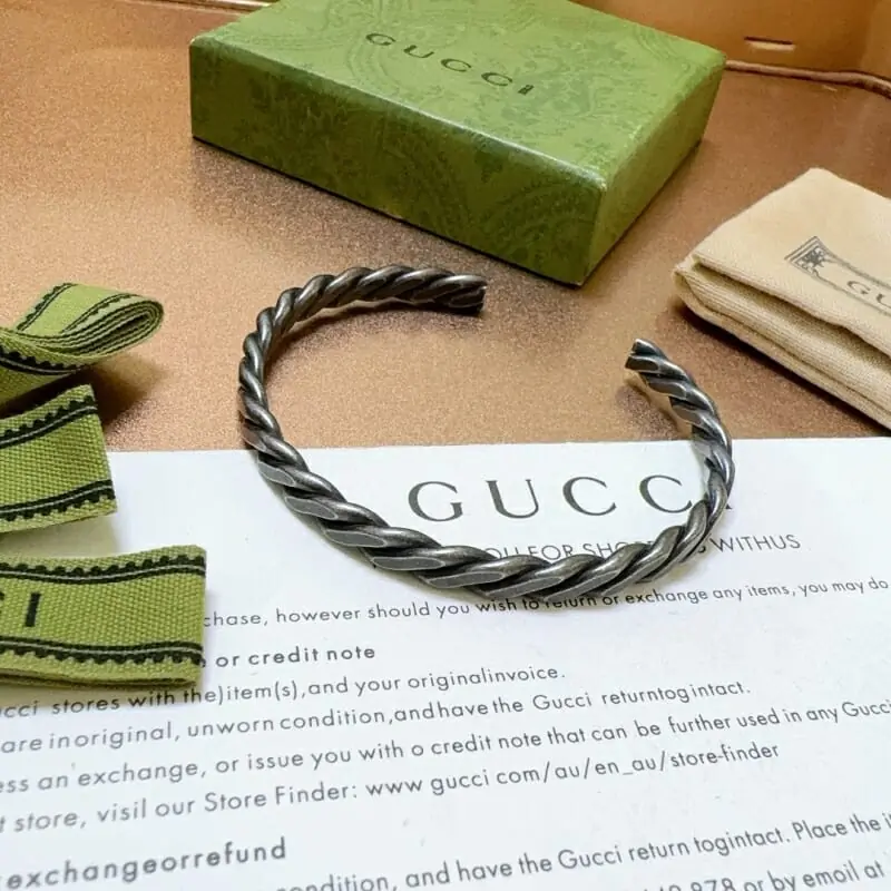 gucci bracelets s_12243611